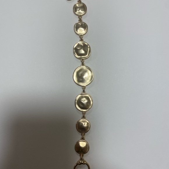 Jones New York Gold color statement Bracelet - Picture 5 of 6